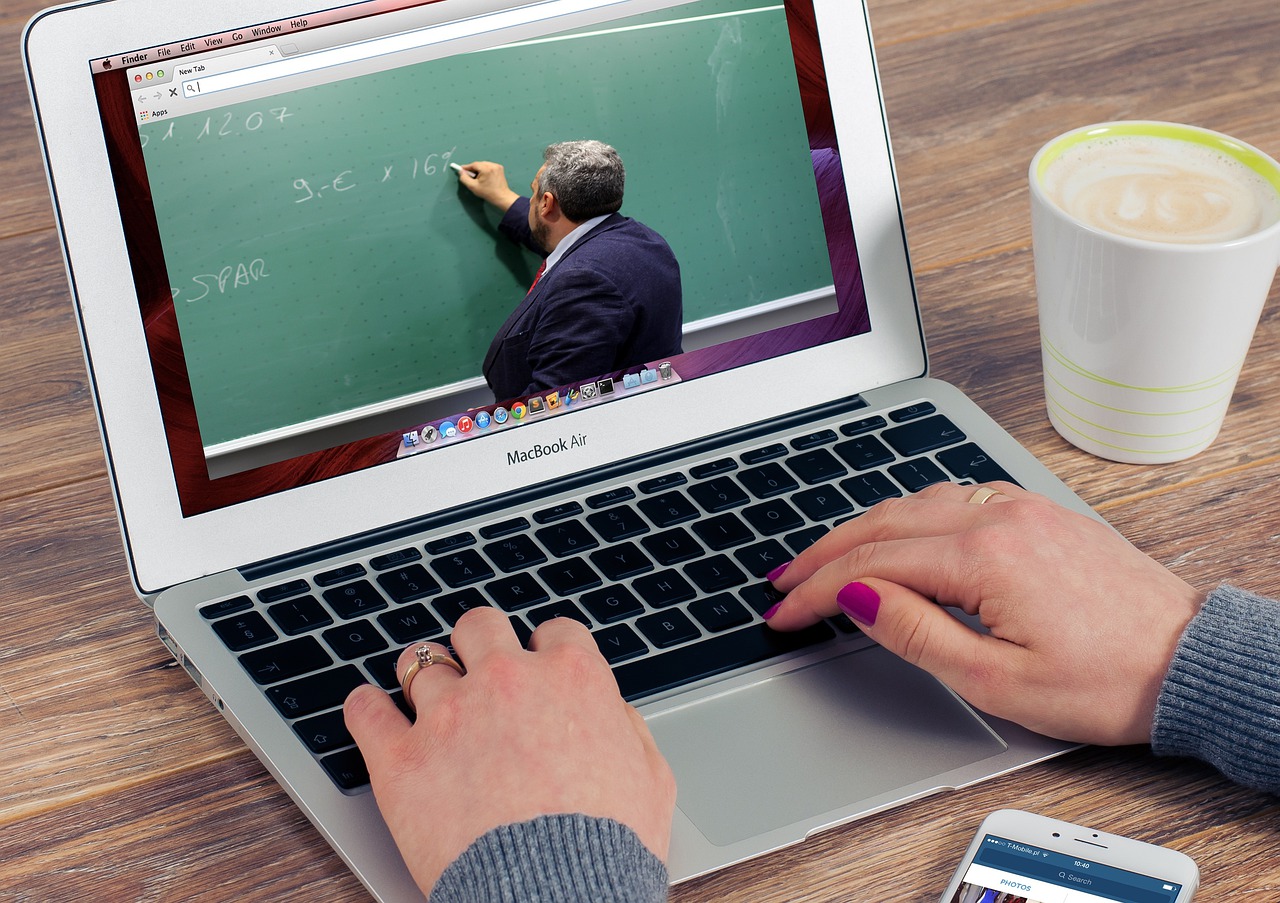 Tutoría Virtual: Nuevo Curso de Formación Permanente UdeC